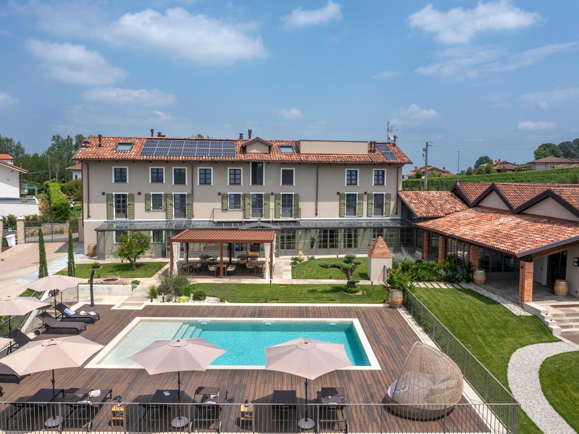 Bed and Breakfast Antica Dimora Dosio La Morra Exterior foto